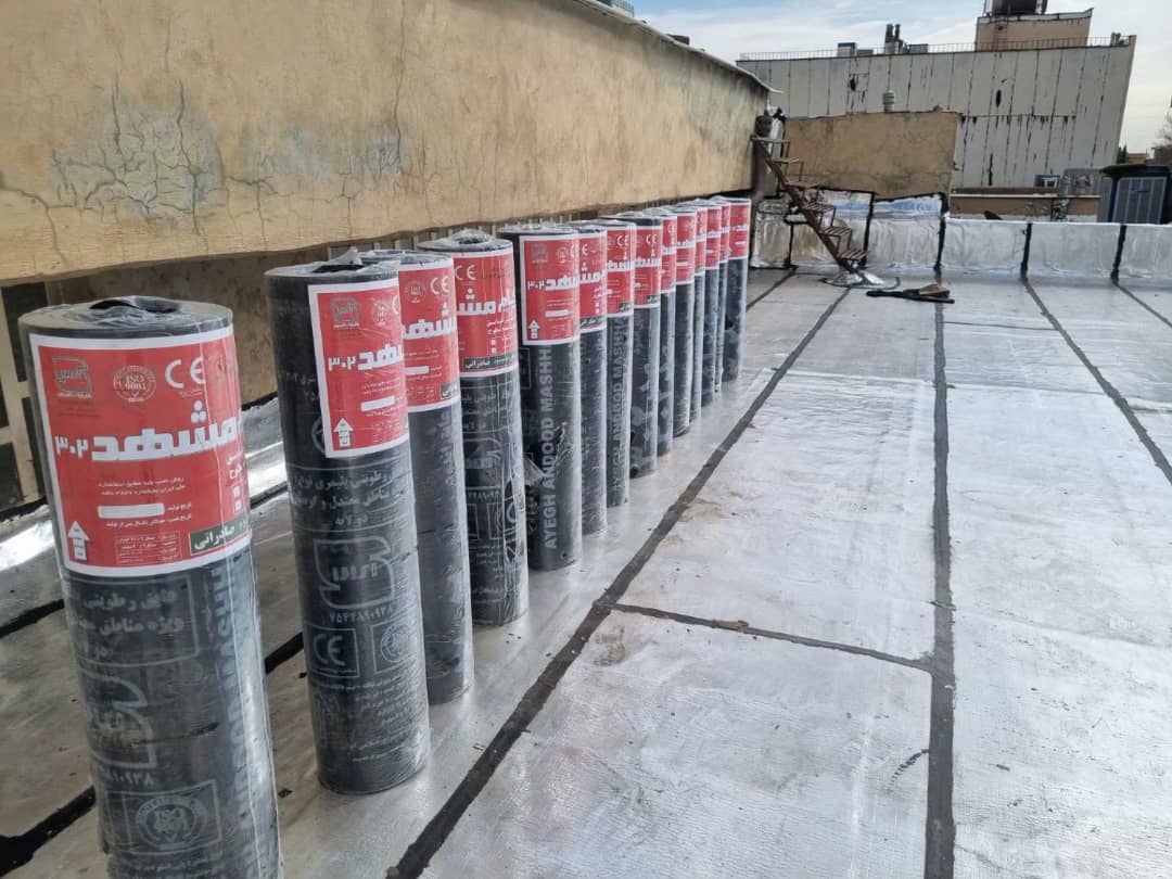 نصب ایزوگام روی پشت‌بام
